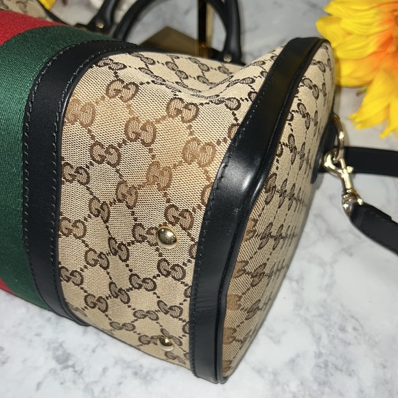 Pristine -VINTAGE GUCCI
WEB BOSTON HB - Picture 8 of 16